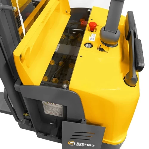 Штабелер электрический самоходный CDDK15-III (1500 кг, 5 м, 24В / 240Ач)